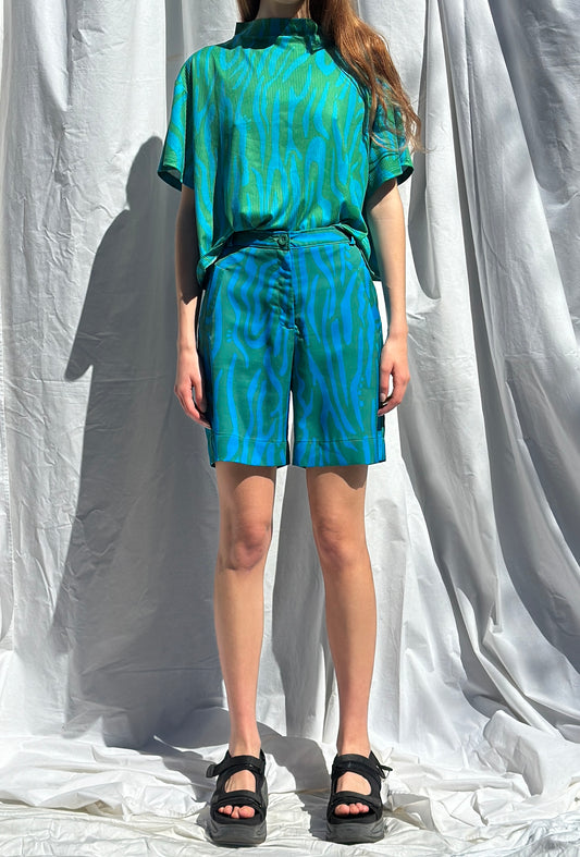 SHORT TUBO ALGAS VERDE