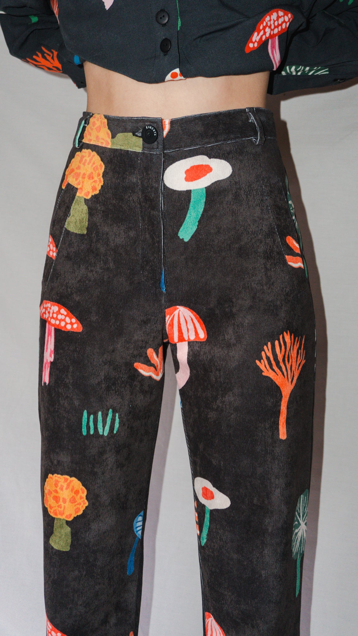 PANTALON RECTO COTELE HONGOS