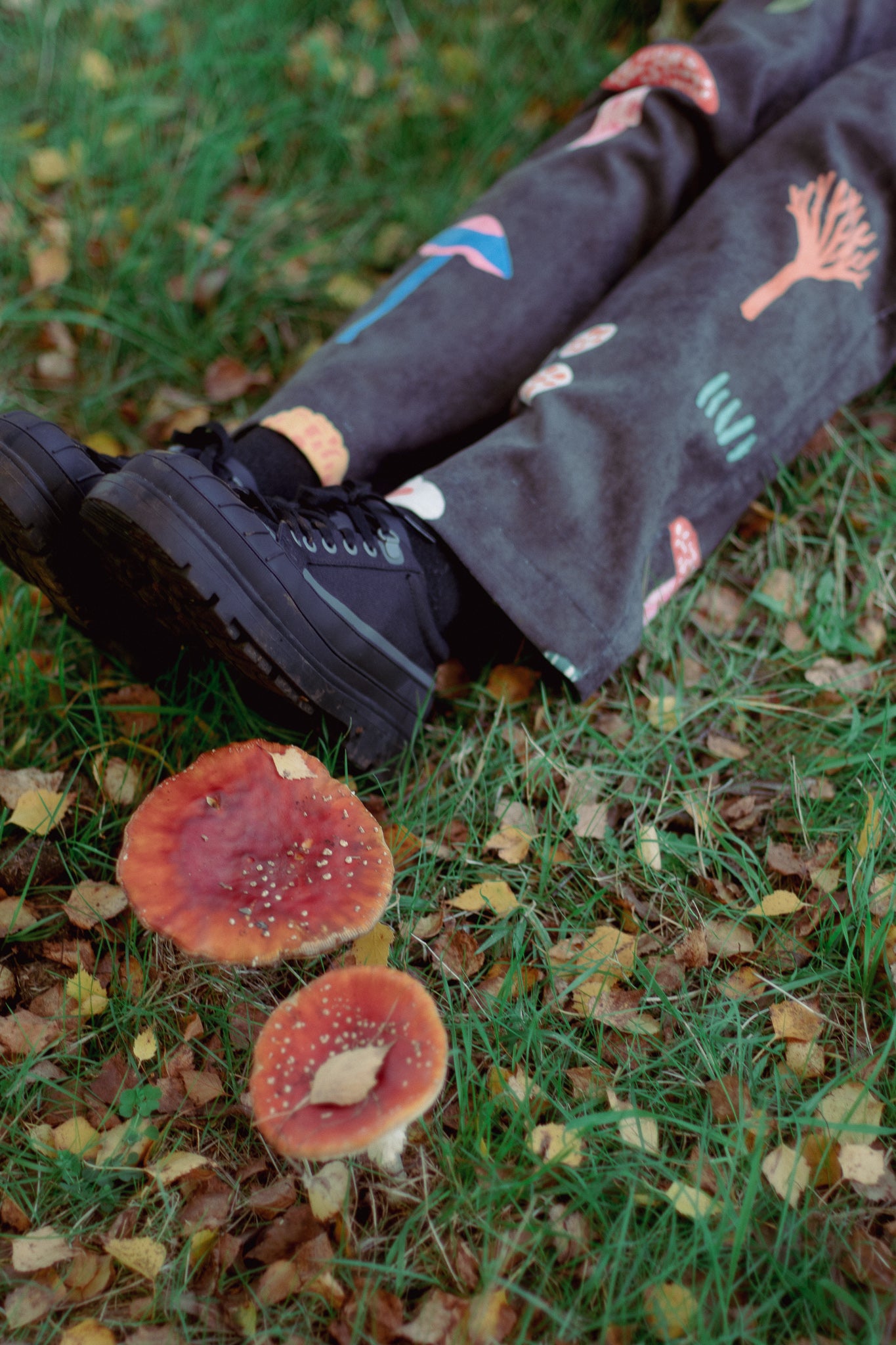 PANTALON RECTO COTELE HONGOS