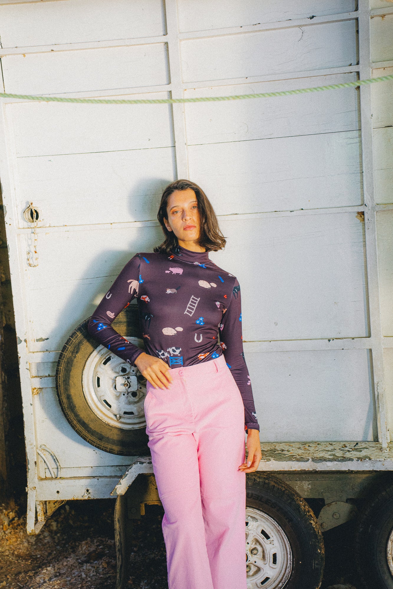 PANTALON COTELE RECTO ROSADO