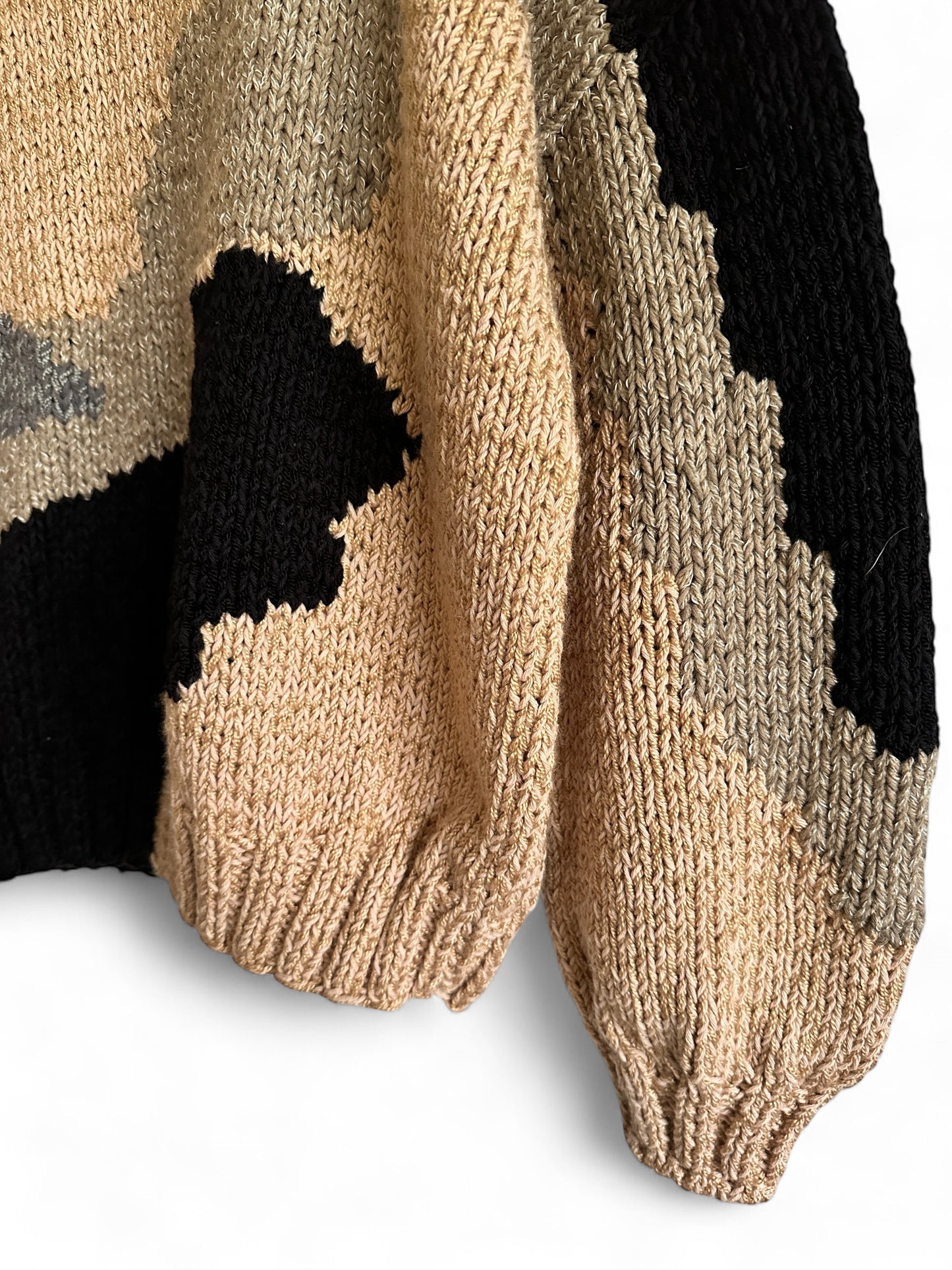 SWEATER ROCAS BEIGE NEGRO GRIS