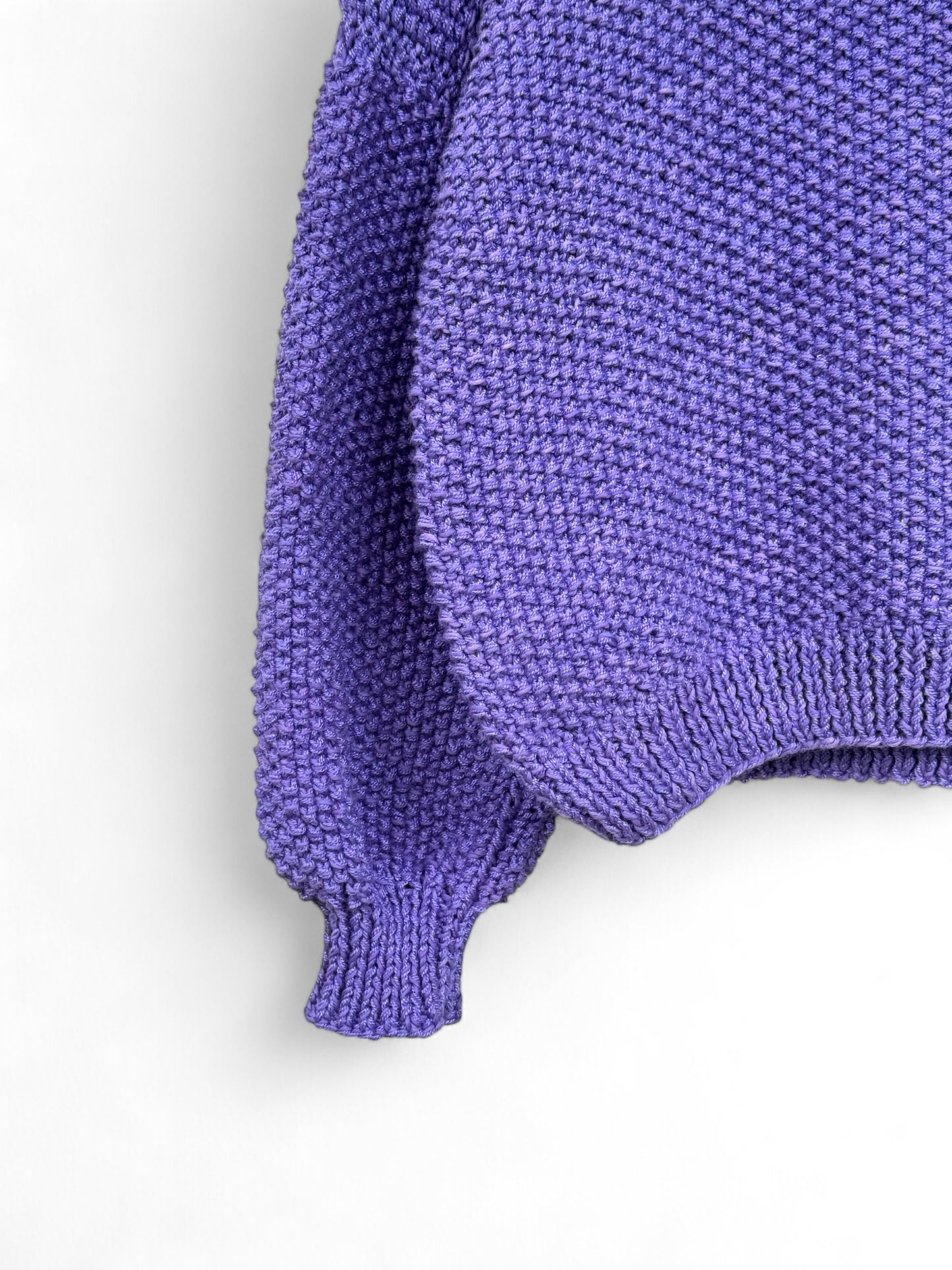 MOMA CORTO CERRADO MORADO CLARO