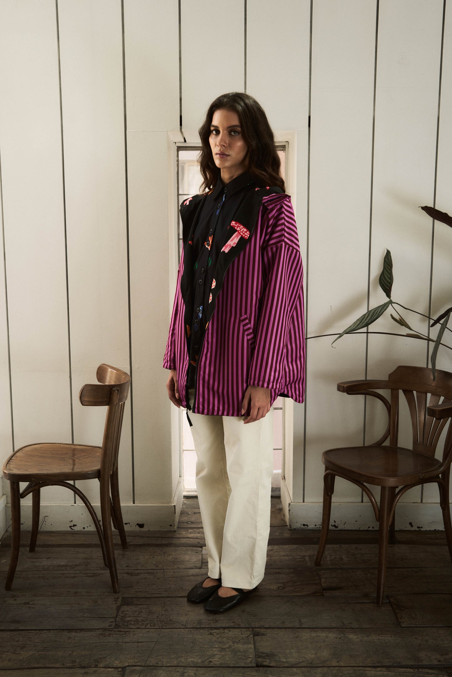 CHAQUETA IMPERMEABLE REVERSIBLE HONGOS/RAYAS