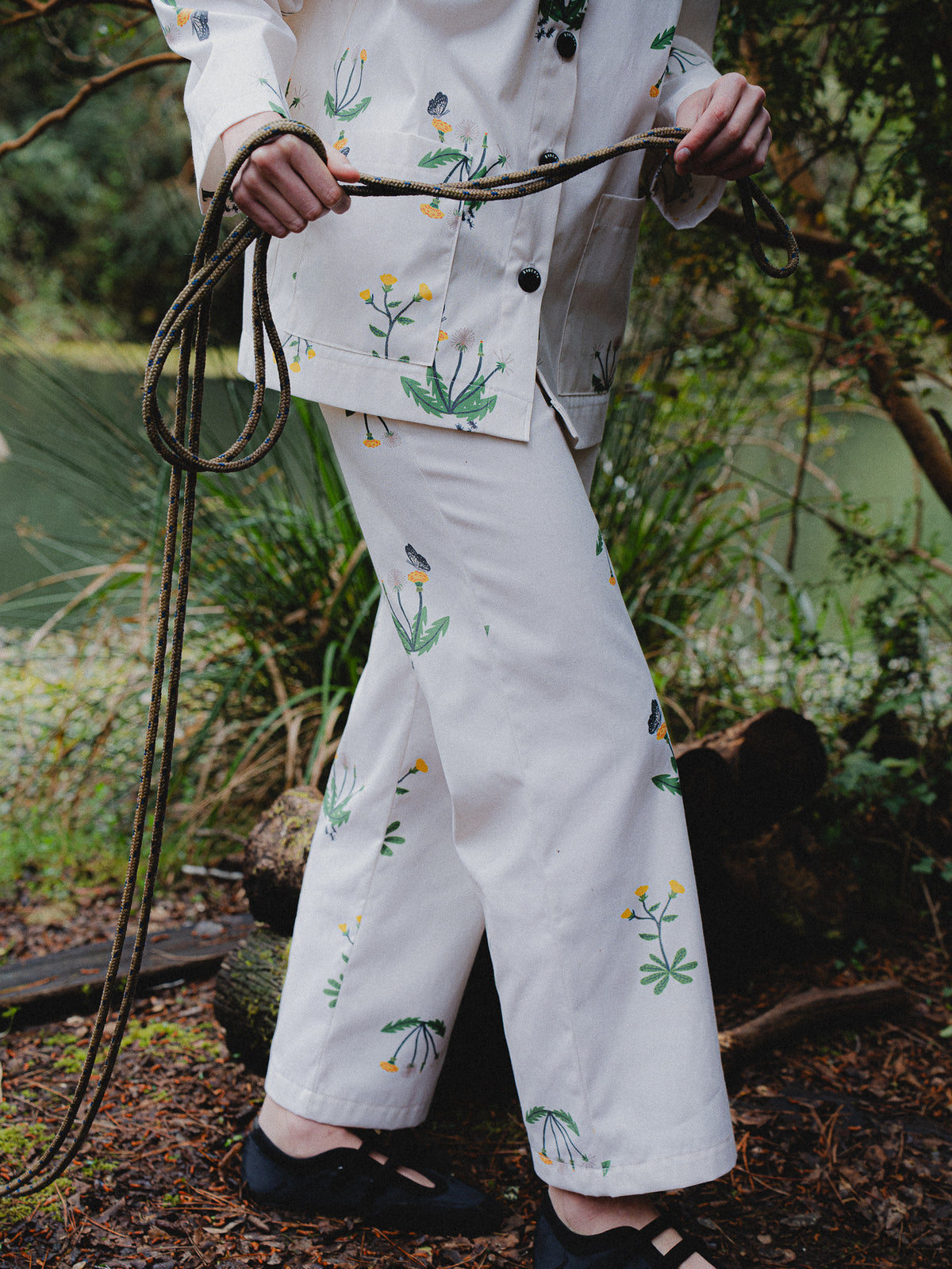 PANTALON TUBO DIENTE DE LEON